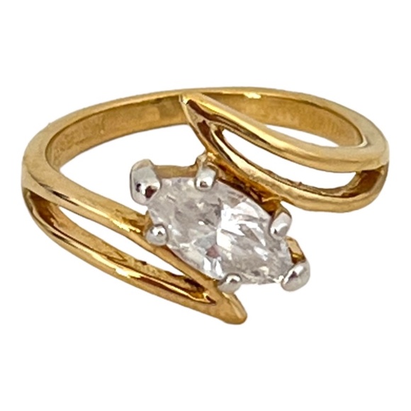NEW Vintage Uncas Cluster Ring Cubic Zirconia Cocktail Ring 14KT Gold Plate - Picture 1 of 3